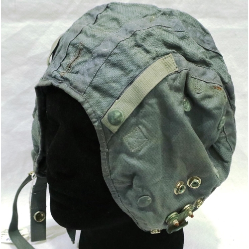 2180 - Cold War period British type G flying helmet. P&P Group 2 (£18+VAT for the first lot and £3+VAT for ... 