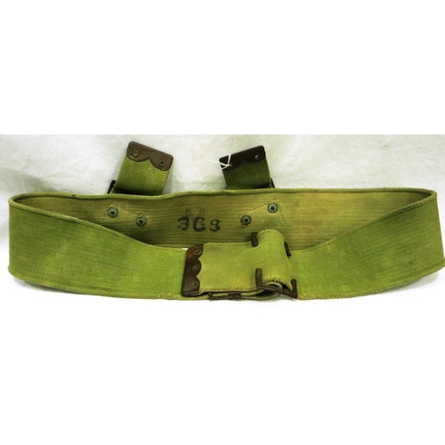2194 - British 1908 pattern belt, dated 1925. P&P Group 1 (£14+VAT for the first lot and £1+VAT for subsequ... 