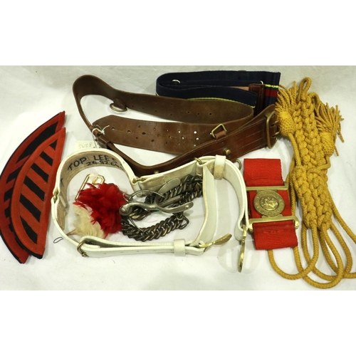 2204 - Uniform components including belts, lanyards etc. P&P Group 2 (£18+VAT for the first lot and £3+VAT ... 