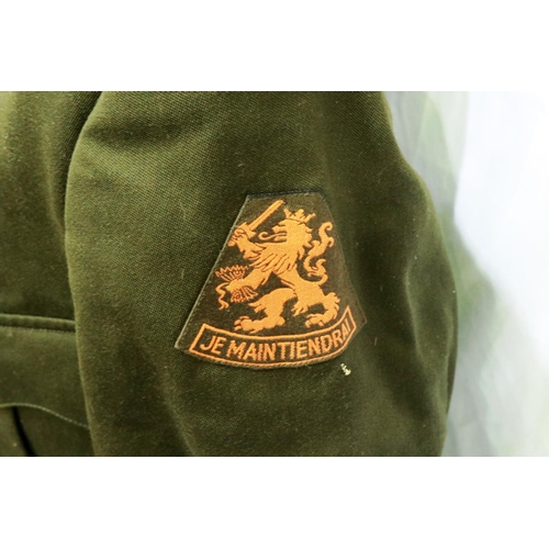 2207 - Dutch Military dress tunic and a British REME badged visor cap (2). P&P Group 2 (£18+VAT for the fir... 