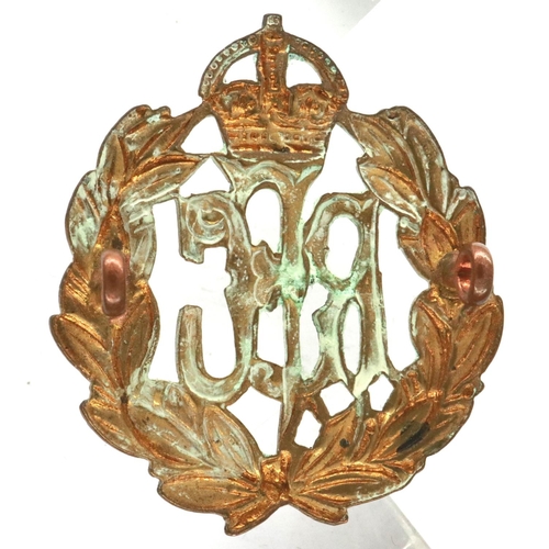 2300 - Royal Flying Corps WWI brass cap badge. P&P Group 1 (£14+VAT for the first lot and £1+VAT for subseq... 