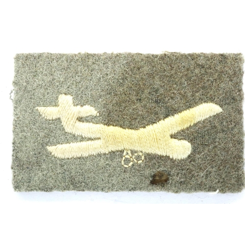 2312 - Kings Own Border Regiment Airborne Glider Troops sleeve badge, Arnhem 1944. P&P Group 1 (£14+VAT for... 