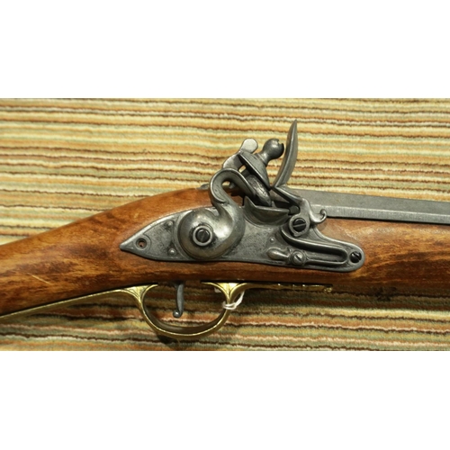 2223 - Replica Bess Flintlock rifle with bayonet. P&P Group 3 (£25+VAT for the first lot and £5+VAT for sub... 