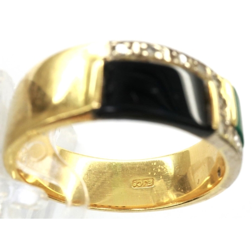 21 - Asymmetric 18ct gold diamond set ring set with malachite and onyx, size Q, 7.8g. P&P Group 1 (£14+VA... 