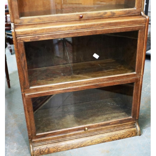 2113 - An early 20th century oak Minty sectioned five tier bookcase in the style of Globe Wernicke, 88 x 42... 