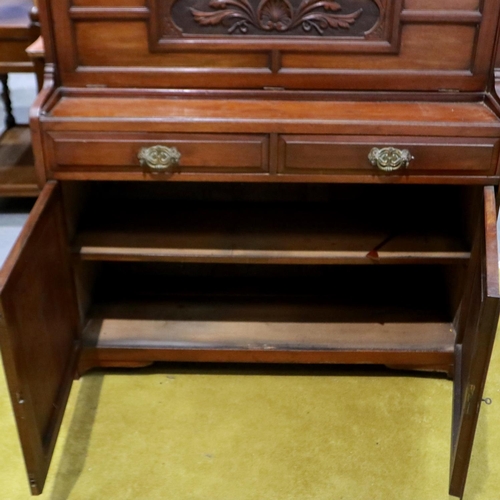 2152 - A 19th century secretaire bookcase, with fallfront and fitted interior, 120 x 43 x 233 cm H. Not ava... 