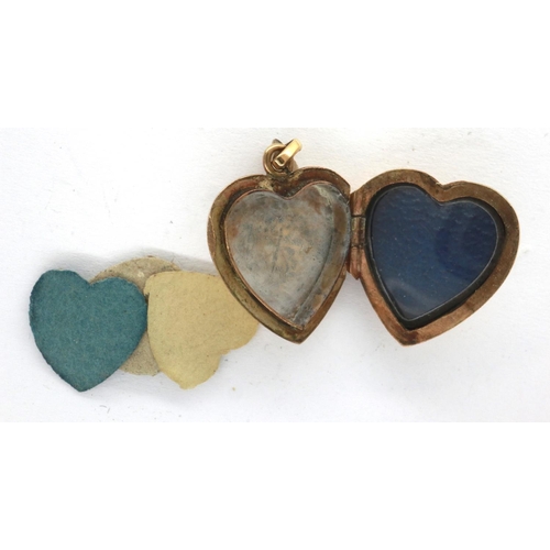 31 - 9ct gold heart shaped locket pendant, H: 29 mm, 3.3g. P&P Group 1 (£14+VAT for the first lot and £1+... 