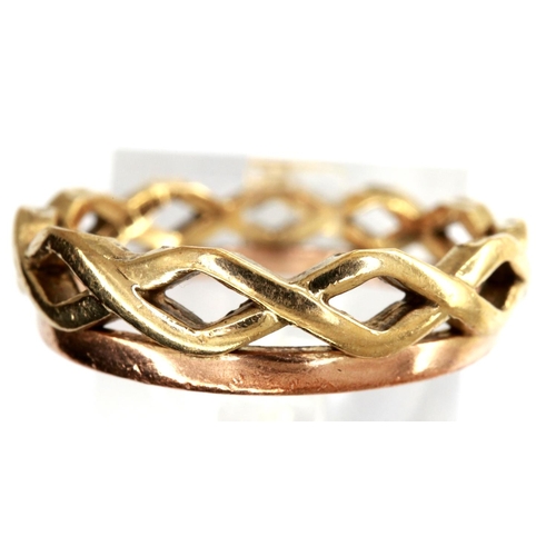 66 - 9ct rose and yellow gold Clogau band, size N, 2.5g. P&P Group 1 (£14+VAT for the first lot and £1+VA... 