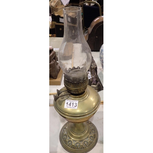 1413 - Paraffin lamp with chimney. Not available for in-house P&P