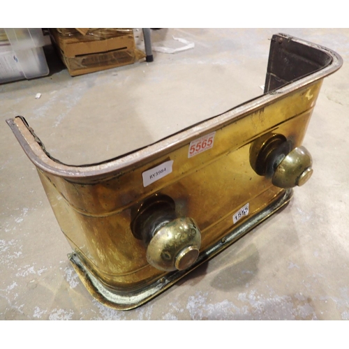 1555 - Decorative brass fire front. Not available for in-house P&P