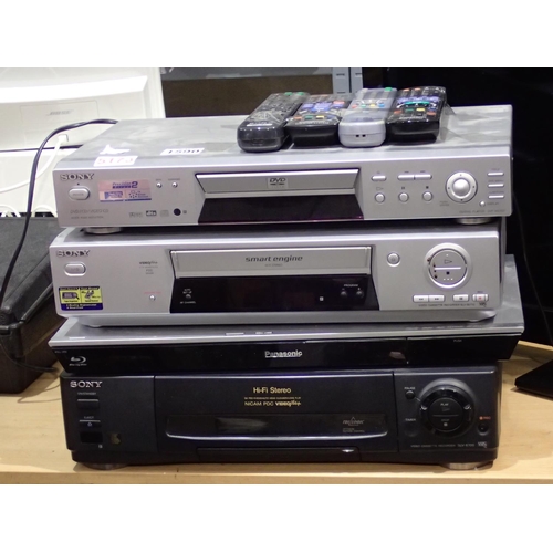 1590 - Three DVD players including Sony and remotes and a Sony VCR. Not available for in-house P&P