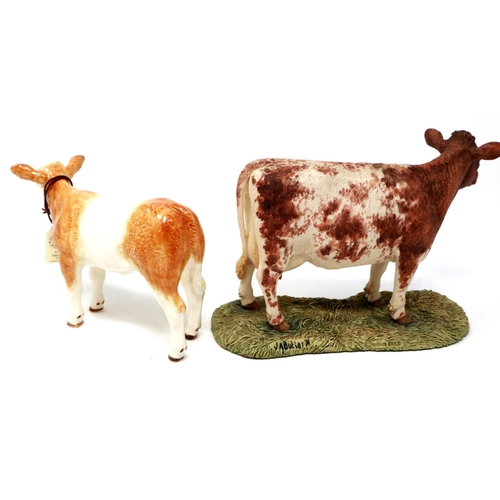 240 - Two Border Fine Arts cows, largest H: 11 cm, no cracks or chips. P&P Group 2 (£18+VAT for the first ... 