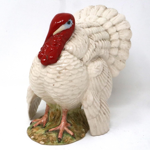 246 - Royal Doulton Bernard Matthews turkey, H: 15 cm, no cracks or chips. P&P Group 2 (£18+VAT for the fi... 