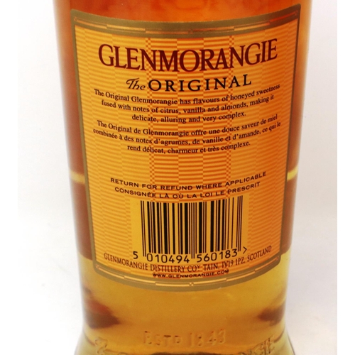 526 - Glenmorangie single malt Scotch whisky aged 10 years, 750ml, 40% proof, boxed. P&P Group 2 (£18+VAT ... 