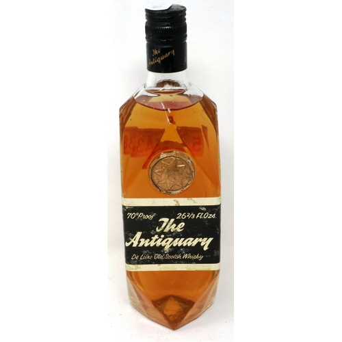 532 - The Antiquary De Luxe Old Scotch whisky, 788ml, 70% proof. P&P Group 2 (£18+VAT for the first lot an... 