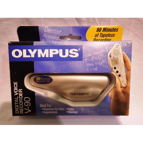 1122 - Olympus new and unused V-90 digital voice recorder. P&P Group 1 (£14+VAT for the first lot and £1+VA... 