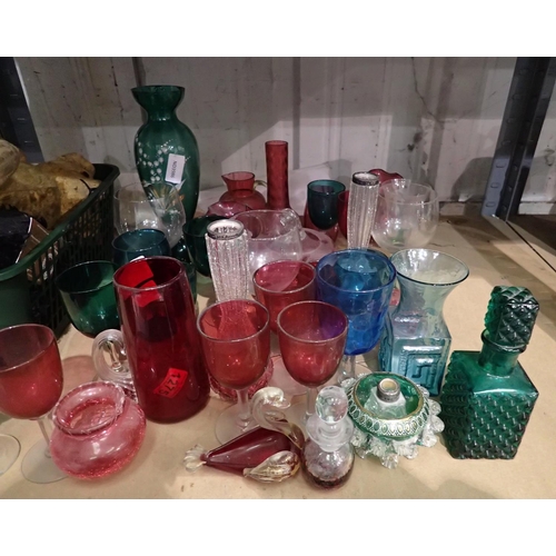 1275 - Collection of mixed cranberry glass, and further coloured glassware. Not available for in-house P&P