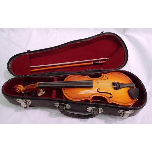 1330 - Miniature cased violin, L: 20 cm. P&P Group 2 (£18+VAT for the first lot and £3+VAT for subsequent l... 