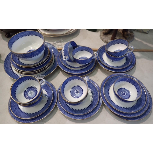 1359 - Thirty seven piece Wedgwood tea service, hairline cracks to some tea cups. P&P Group 3 (£25+VAT for ... 