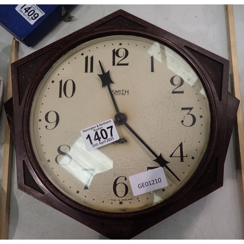 1407 - Smiths electric bakelite wall clock. P&P Group 2 (£18+VAT for the first lot and £3+VAT for subsequen... 