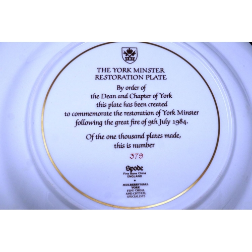 254 - Cased limited edition Spode plate to commemorate The Restoration of The York Minster, 379/1000, D: 2... 