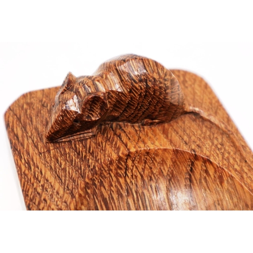 329 - Robert Mouseman Thompson oak ashtray, L: 11 cm. P&P Group 1 (£14+VAT for the first lot and £1+VAT fo... 