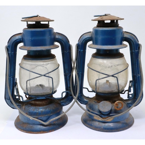 349 - Pair of Dietz no 50 oil lamps, H: 22 cm. P&P Group 3 (£25+VAT for the first lot and £5+VAT for subse... 