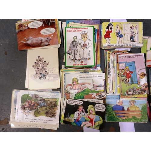 430 - 500 plus Bamforth & Co postcards. P&P Group 2 (£18+VAT for the first lot and £3+VAT for subsequent l... 