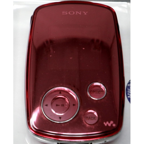 450 - Sony Walkman in original box and outer box, model NW-A1000. P&P Group 2 (£18+VAT for the first lot a... 