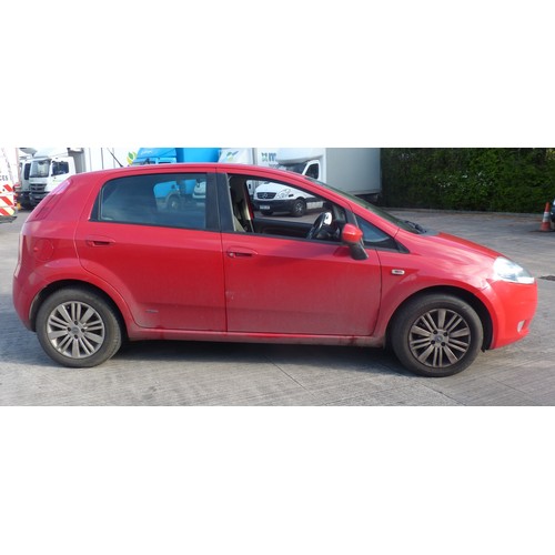 1B - Fiat Grande Punto Dynamic, REG AJ56 XEV, 1.2 petrol, Red, 76,332 miles, MOT until 20/11/2023. One sm... 