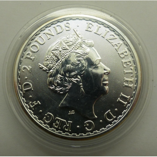 2057 - 2020 silver bullion 1oz Britannia round. P&P Group 0 (£5+VAT for the first lot and £1+VAT for subseq... 