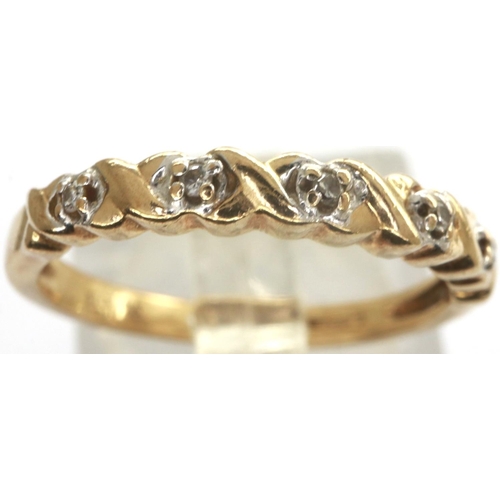 63 - 9ct gold ring set with diamonds, size L, 1.7g. P&P Group 1 (£14+VAT for the first lot and £1+VAT for... 