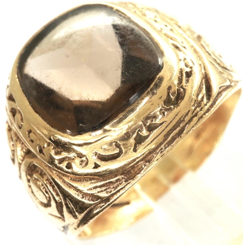 70 - Gents 9ct gold stone set ring, size N/O, 6.6g. P&P Group 1 (£14+VAT for the first lot and £1+VAT for... 