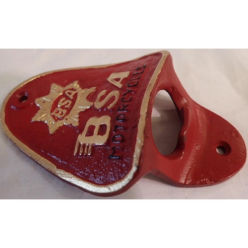 1231 - Cast iron BSA gold star wall mountable bottle opener, H: 80 mm. P&P Group 1 (£14+VAT for the first l... 