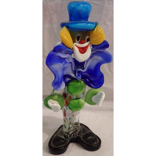 1240 - Murano glass standing clown, H: 20 cm. P&P Group 2 (£18+VAT for the first lot and £3+VAT for subsequ... 