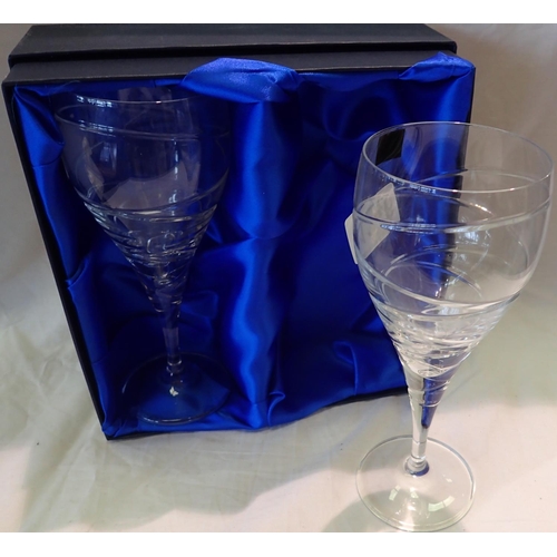 1346 - Boxed pair of Royal Worcester crystal wine glasses. P&P Group 2 (£18+VAT for the first lot and £3+VA... 