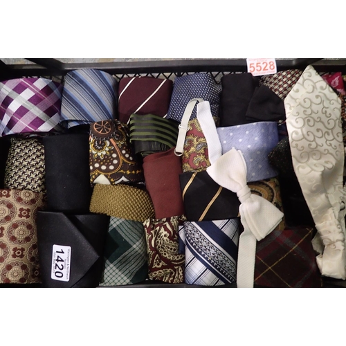 1420 - Quantity of mixed ties. P&P Group 1 (£14+VAT for the first lot and £1+VAT for subsequent lots)