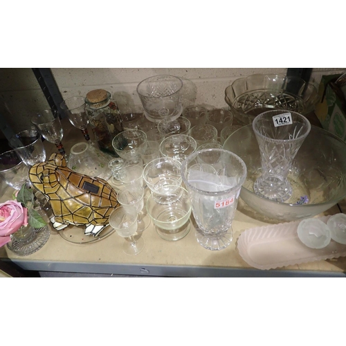 1421 - Quantity of mixed glass including crystal. Not available for in-house P&P