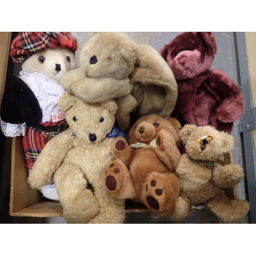 1452 - Quantity of childrens teddy bears. Not available for in-house P&P