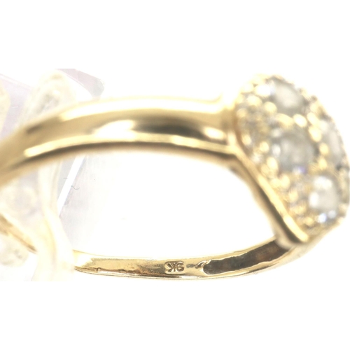 15 - 9ct gold heart shaped ring set with cubic zirconia, size Q, 2.0g. P&P Group 1 (£14+VAT for the first... 