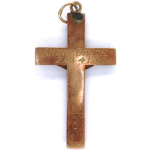 20 - 9ct gold Crucifix pendant, H: 12 mm, 1.2g. P&P Group 1 (£14+VAT for the first lot and £1+VAT for sub... 