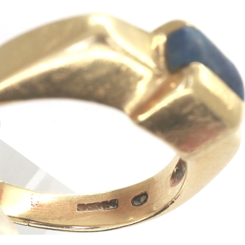 40 - 9ct gold stone set ring, size Q/R, 6.1g. P&P Group 1 (£14+VAT for the first lot and £1+VAT for subse... 