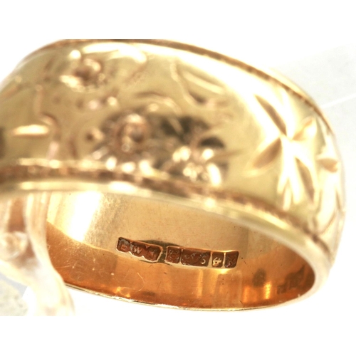 48 - Gents 9ct gold ring, size W, 10.1g. P&P Group 1 (£14+VAT for the first lot and £1+VAT for subsequent... 