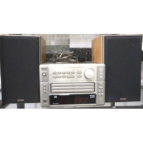 432 - Denon UD M5 CD autochanger music system with Denon speakers. Not available for in-houseP&P