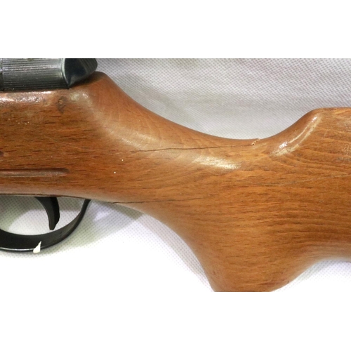 2102 - BSA Meteor air rifle with BSA scope. P&P Group 3 (£25+VAT for the first lot and £5+VAT for subsequen... 