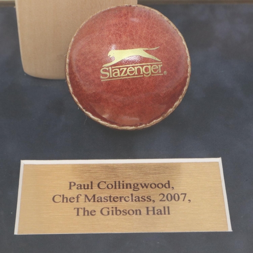 2137 - Paul Collingwood signed trophy bat with 2007 dated plaque, set within a Perspex display case, 24 x 2... 