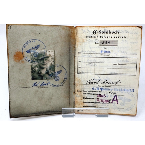 2158 - Third Reich Waffen SS Soldbuch. P&P Group 1 (£14+VAT for the first lot and £1+VAT for subsequent lot... 