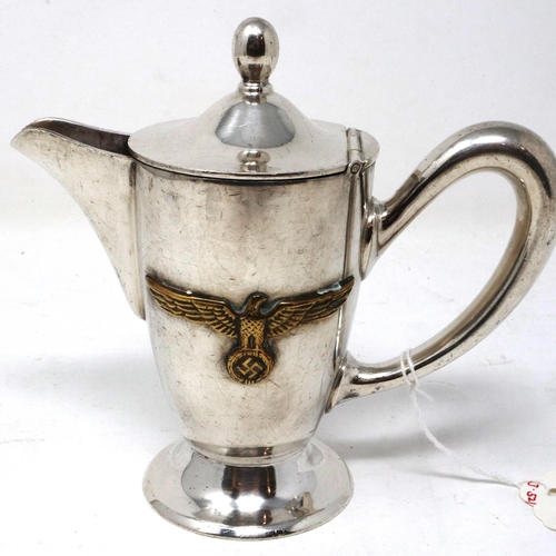 2169 - WWII German Kreigsmarine officers mess single cup coffee pot. P&P Group 2 (£18+VAT for the first lot... 