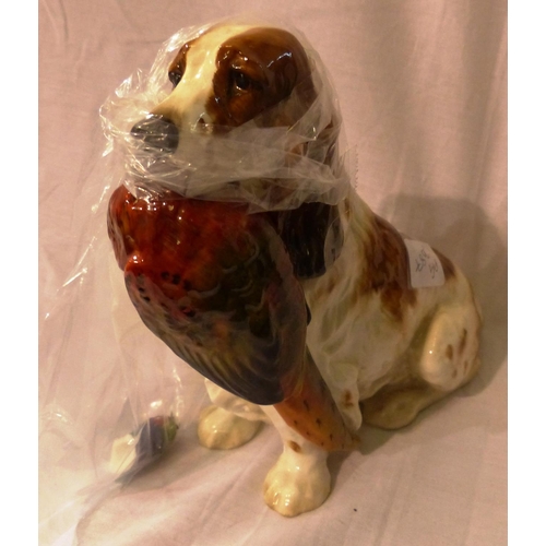 1243 - Royal Doulton Spaniel with pheasant, damaged but piece present. P&P Group 2 (£18+VAT for the first l... 