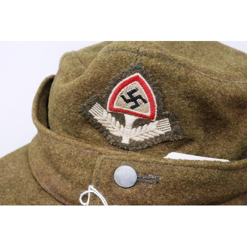 2211 - Third Reich RAD Labour Corps enlisted Mans/NCOs M43 cap. P&P Group 2 (£18+VAT for the first lot and ... 